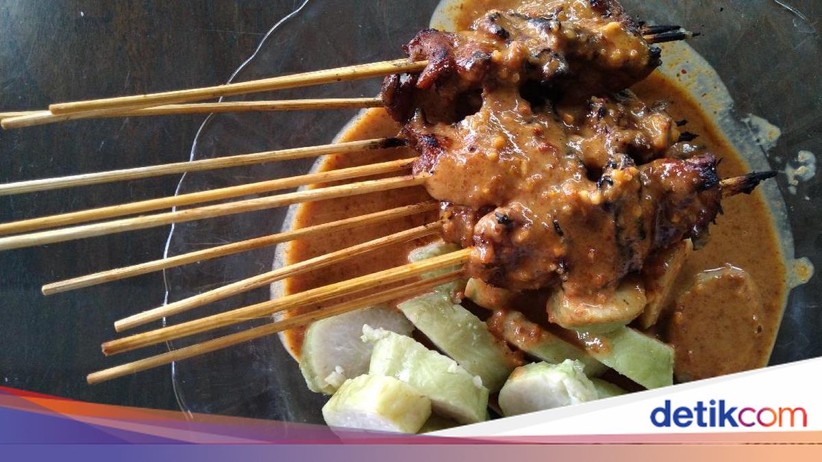 Sate Ayam Alfit: Rasa Legenda di Jantung Cilacap